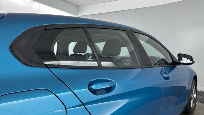 BMW 1 Series 118i SE 5dr Petrol Hatchback